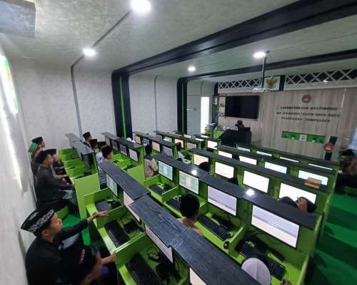 Lab. Multimedia dan Bahasa